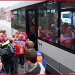 Mönchengladbach Kinder Lernen Korrektes Verhalten Im Schulbus